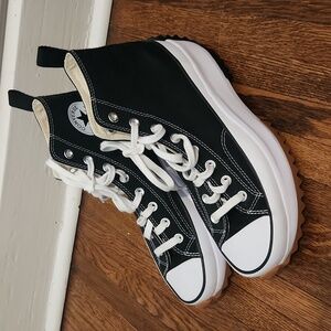 Converse Run Star Hike Platform Sneaker - Black / White / Gum